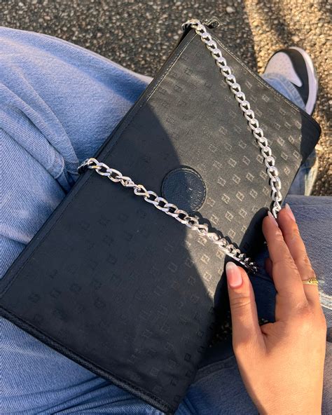 pochette con catena fendi vestiare|Portafogli con catena per Donna .